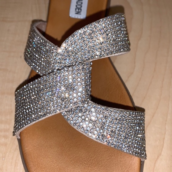 Steve Madden Women’s Sandals - Picture 3 of 9
